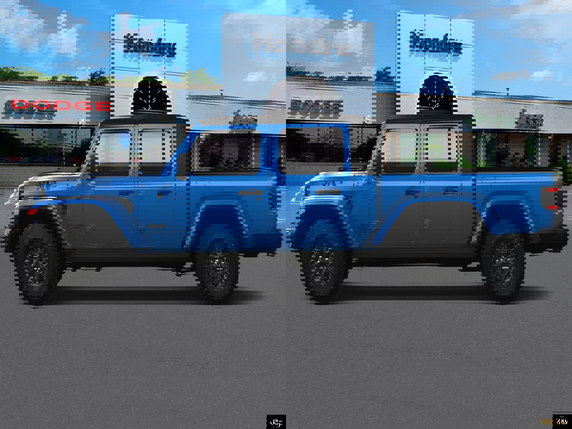 New 2025 Jeep Gladiator Sport image 3