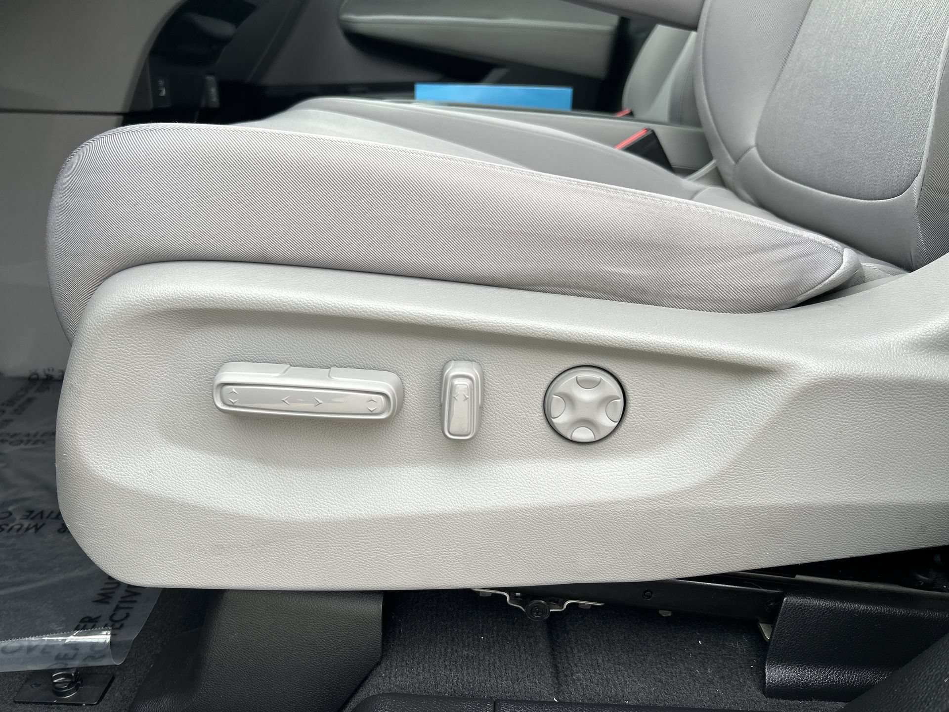 Certified 2023 Honda Odyssey EX image 14