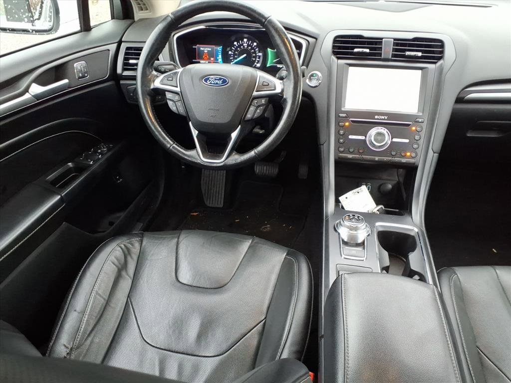 Used 2020 Ford Fusion Energi Titanium image 17