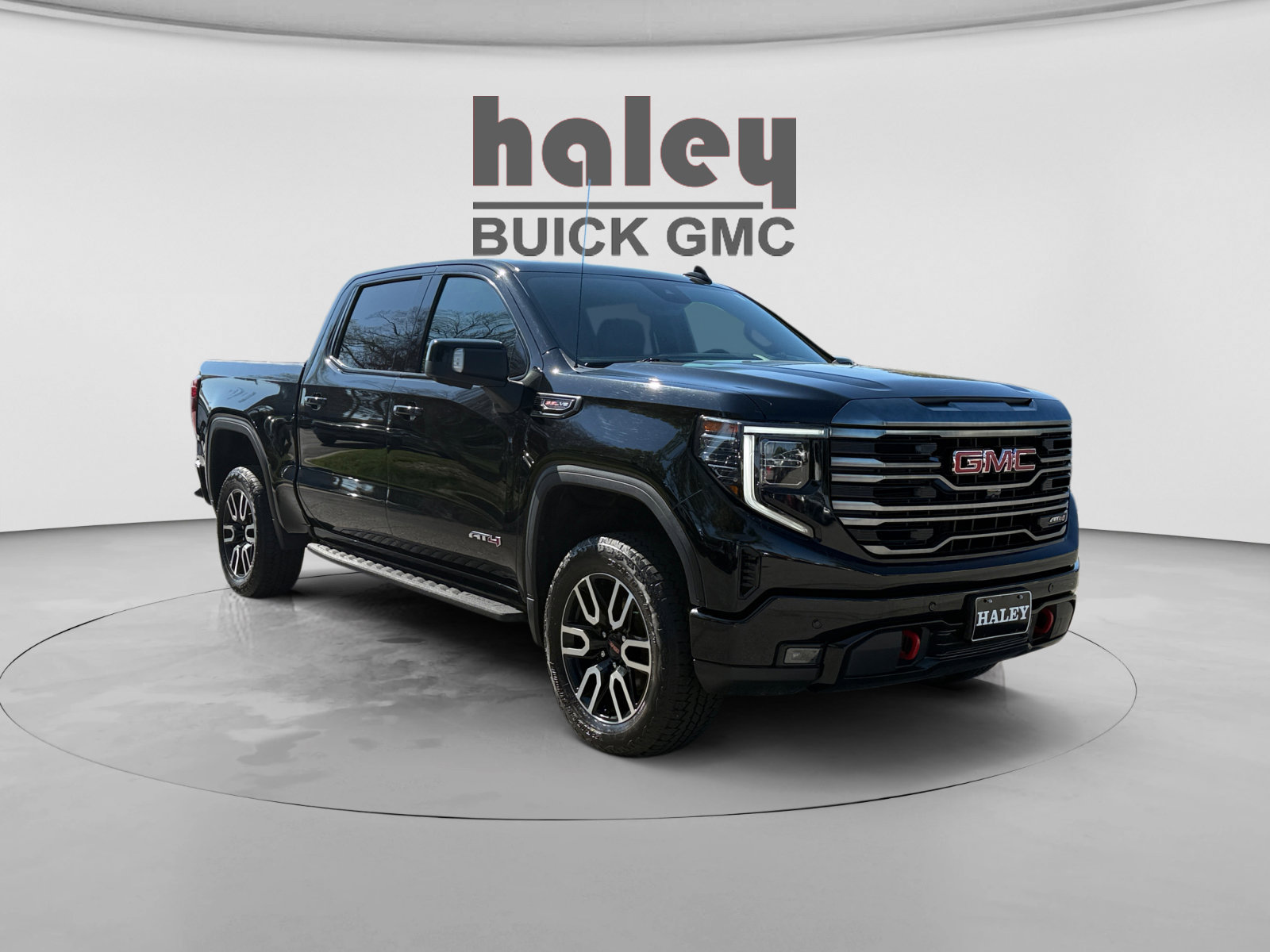 Used 2022 GMC Sierra 1500 AT4 w/ AT4 Premium Package image 7