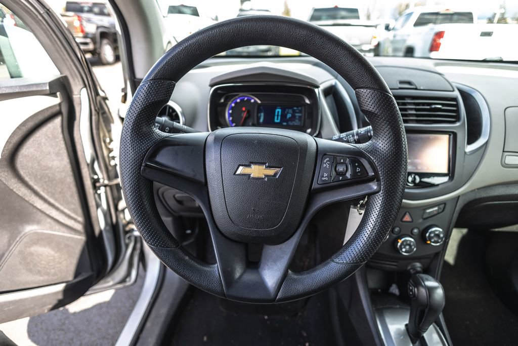 Used 2015 Chevrolet Trax LS image 9