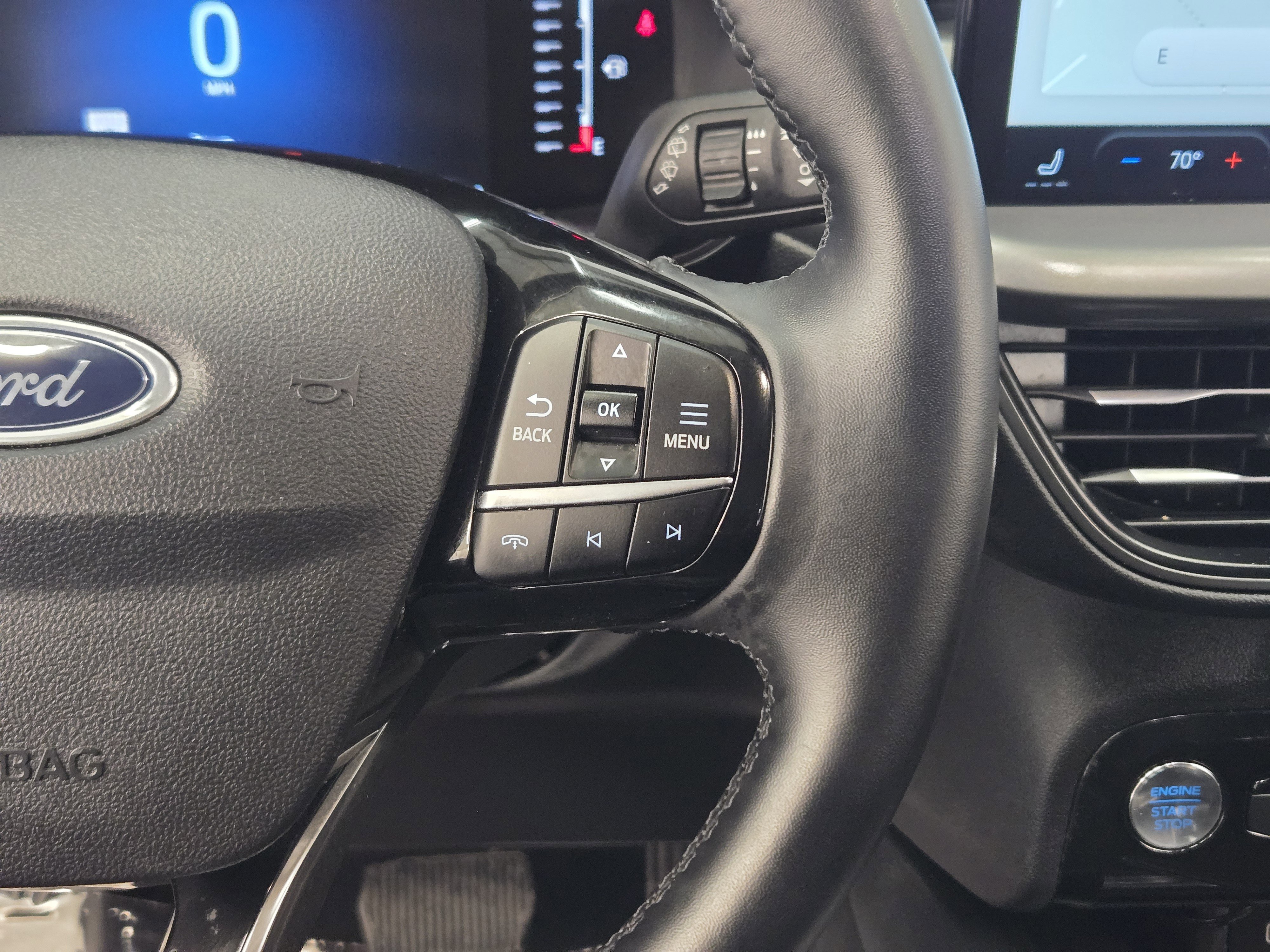 Certified 2024 Ford Escape PHEV image 27