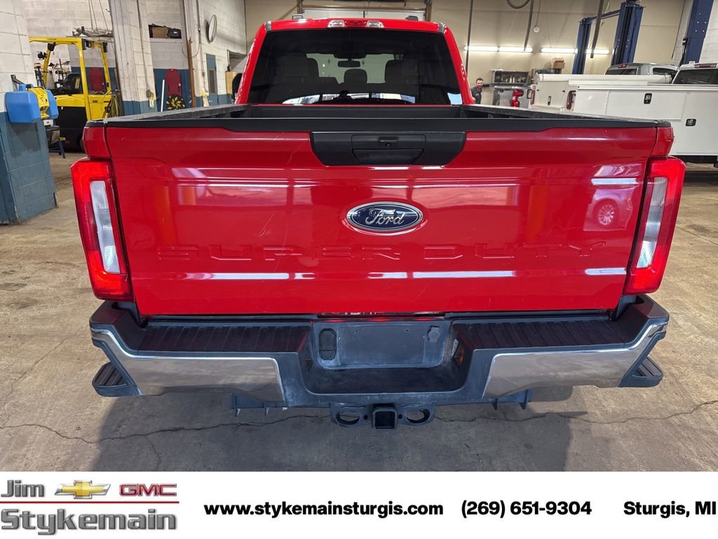 Used 2023 Ford F350 XLT AWD/4WD image 8