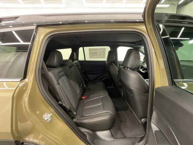 New 2026 Jeep Cherokee Overland AWD/4WD image 25
