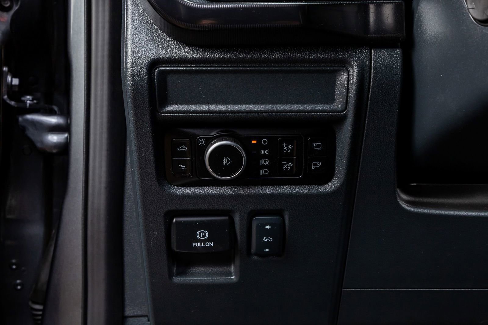 Used 2025 Ford F150 Raptor w/ Equipment Group 803A Raptor R image 22