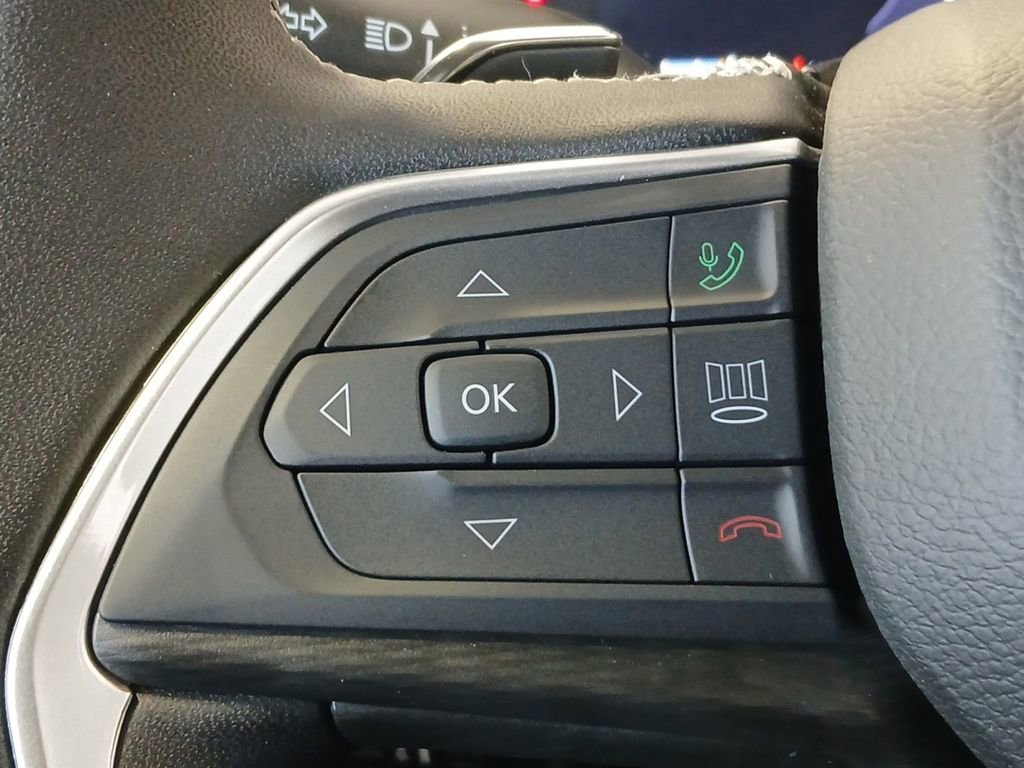 New 2026 Jeep Grand Cherokee Laredo RWD image 11