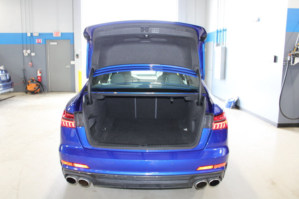 Used 2022 Audi S6 Premium Plus w/ S6 Executive Package AWD/4WD image 28