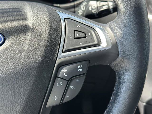 Used 2022 Ford Edge SEL w/ Convenience Package AWD/4WD image 16