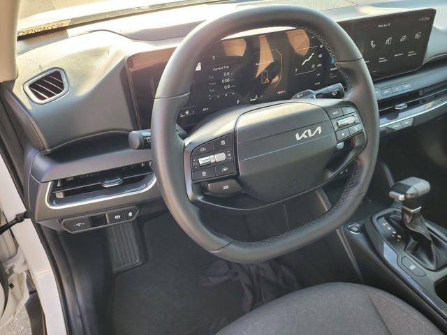Used 2025 Kia K4 EX FWD image 24