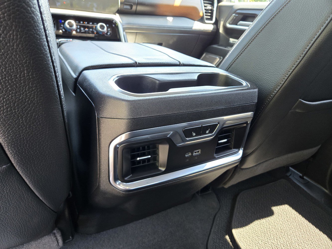 Certified 2026 GMC Sierra 1500 Denali w/ Denali Reserve Package AWD/4WD image 29