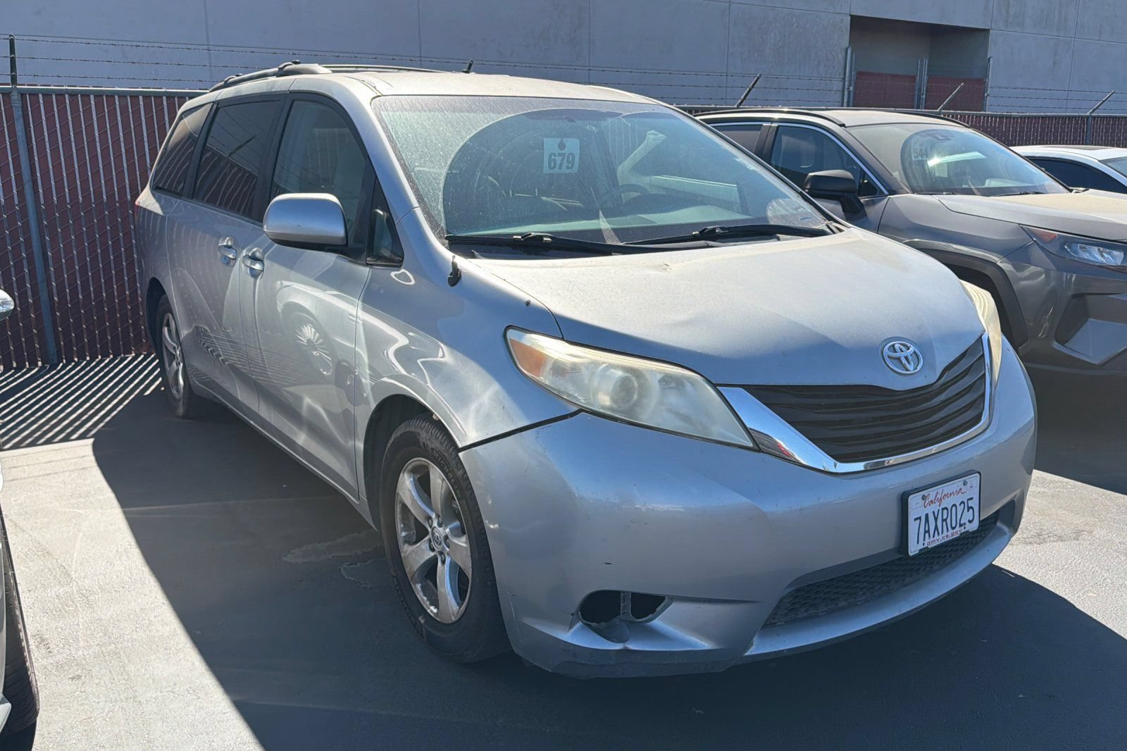 Used 2013 Toyota Sienna LE FWD image 2