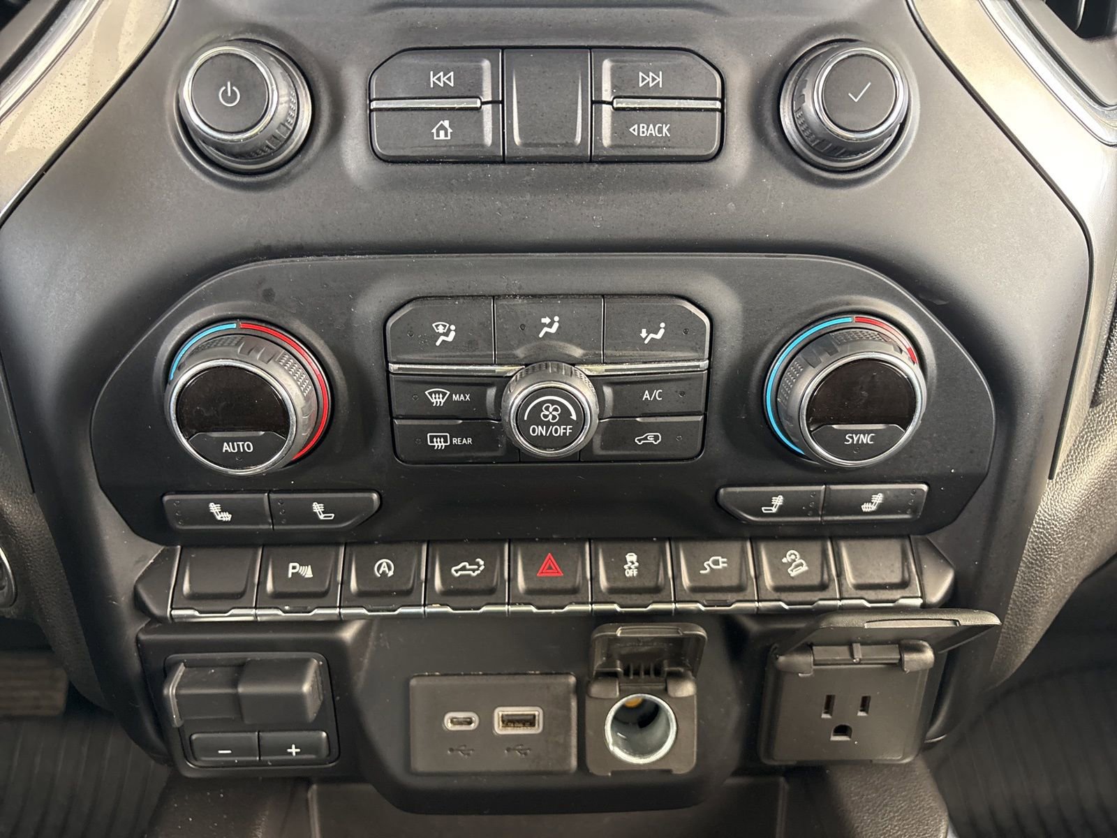 Used 2021 Chevrolet Silverado 1500 LT Trail Boss w/ Convenience Package II image 23