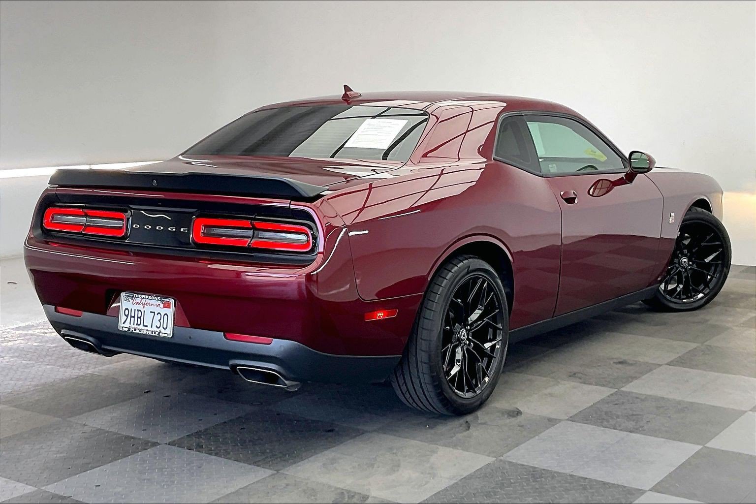 Used 2019 Dodge Challenger R/T Scat Pack RWD image 13
