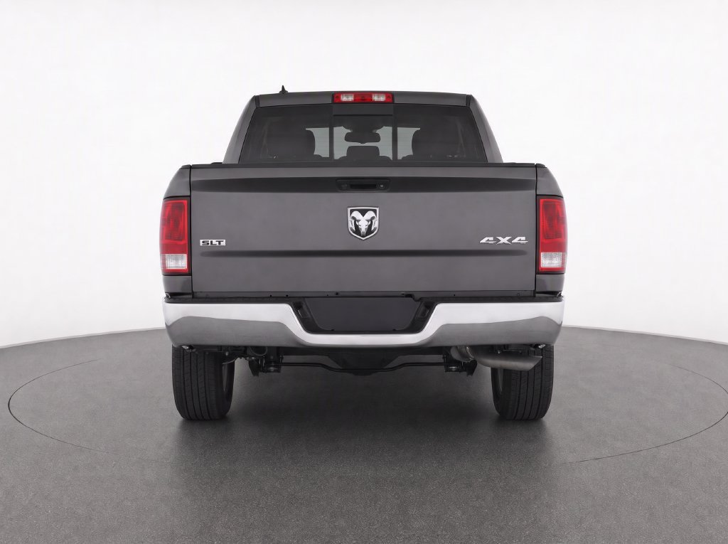 Used 2022 RAM 1500 Classic SLT AWD/4WD image 7