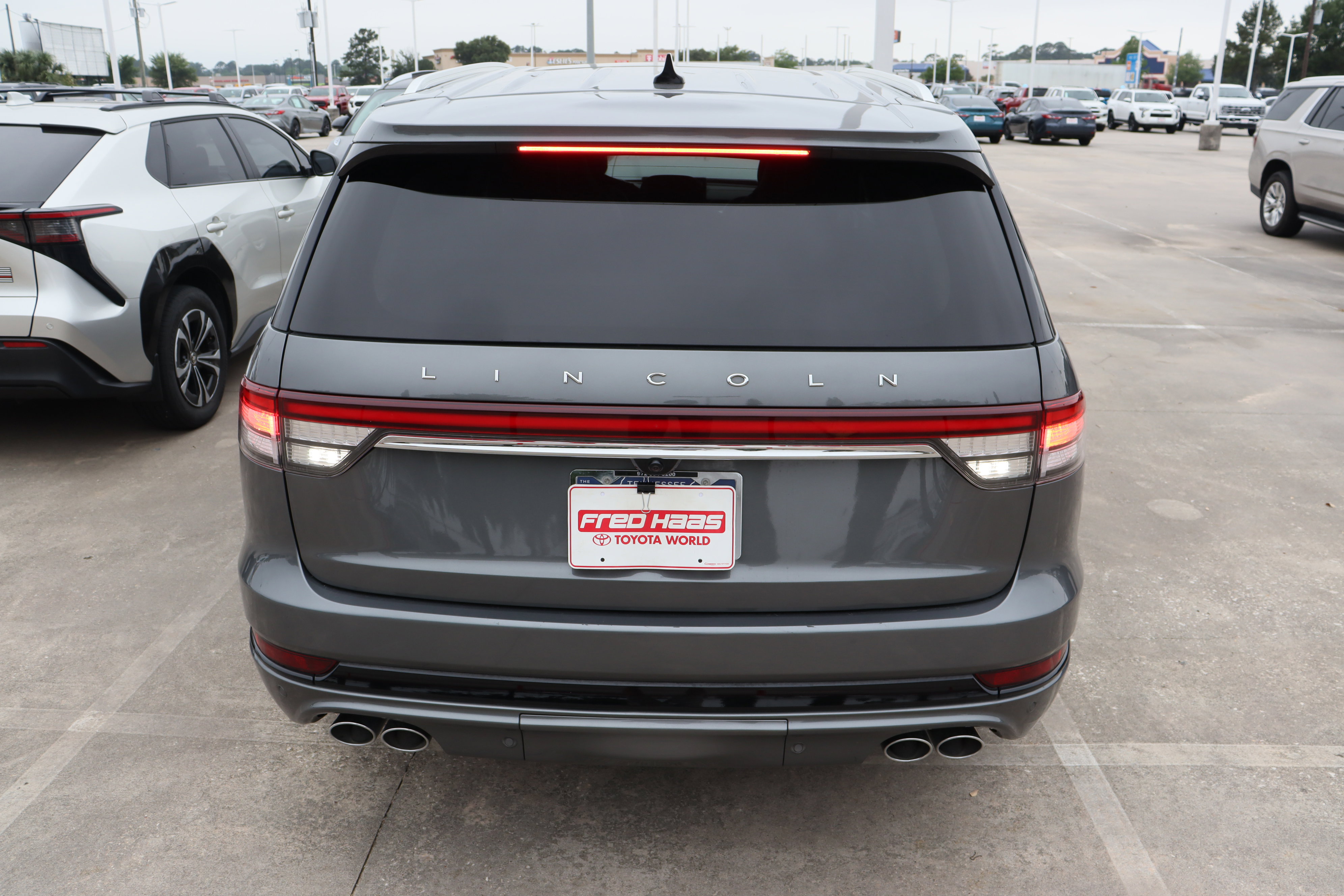Used 2023 Lincoln Aviator Grand Touring w/ Equipment Group 301A AWD/4WD image 10