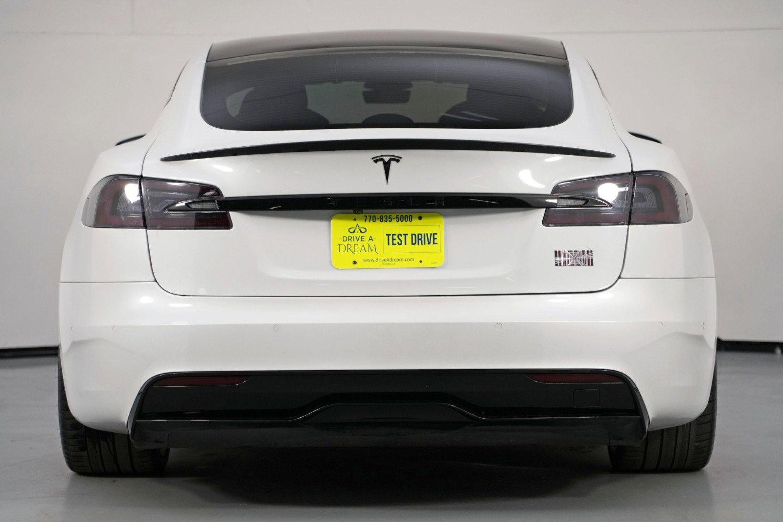 Used 2021 Tesla Model S Plaid image 11
