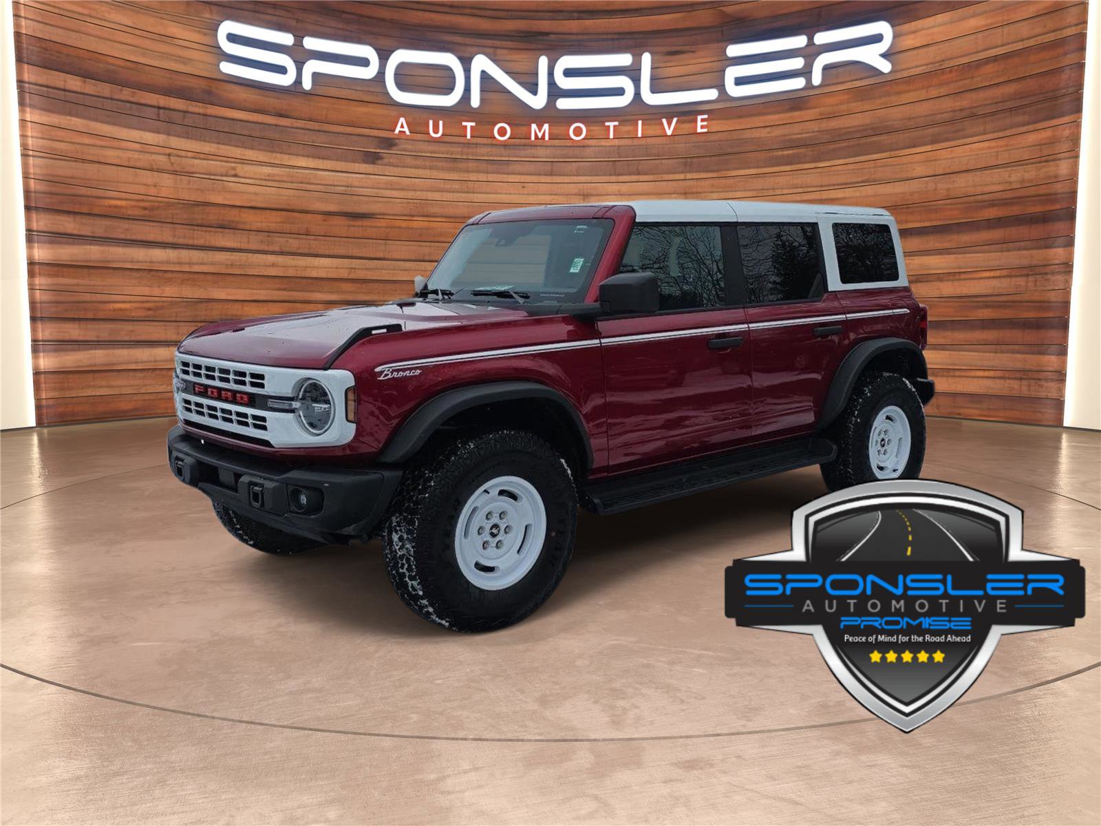 Used 2025 Ford Bronco Heritage Edition AWD/4WD image 1