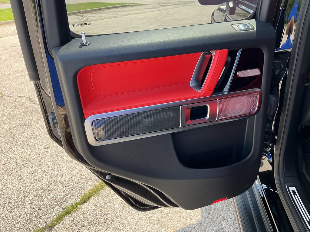 Used 2025 Mercedes-Benz G 550 image 12