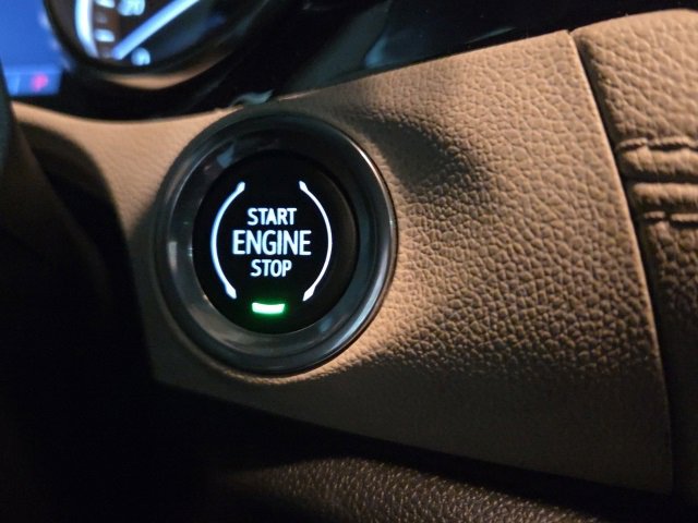 Used 2020 Buick Encore GX Preferred w/ Cold Weather Comfort Package image 26