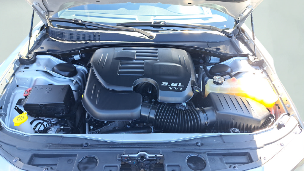 Used 2022 Chrysler 300 S RWD image 27