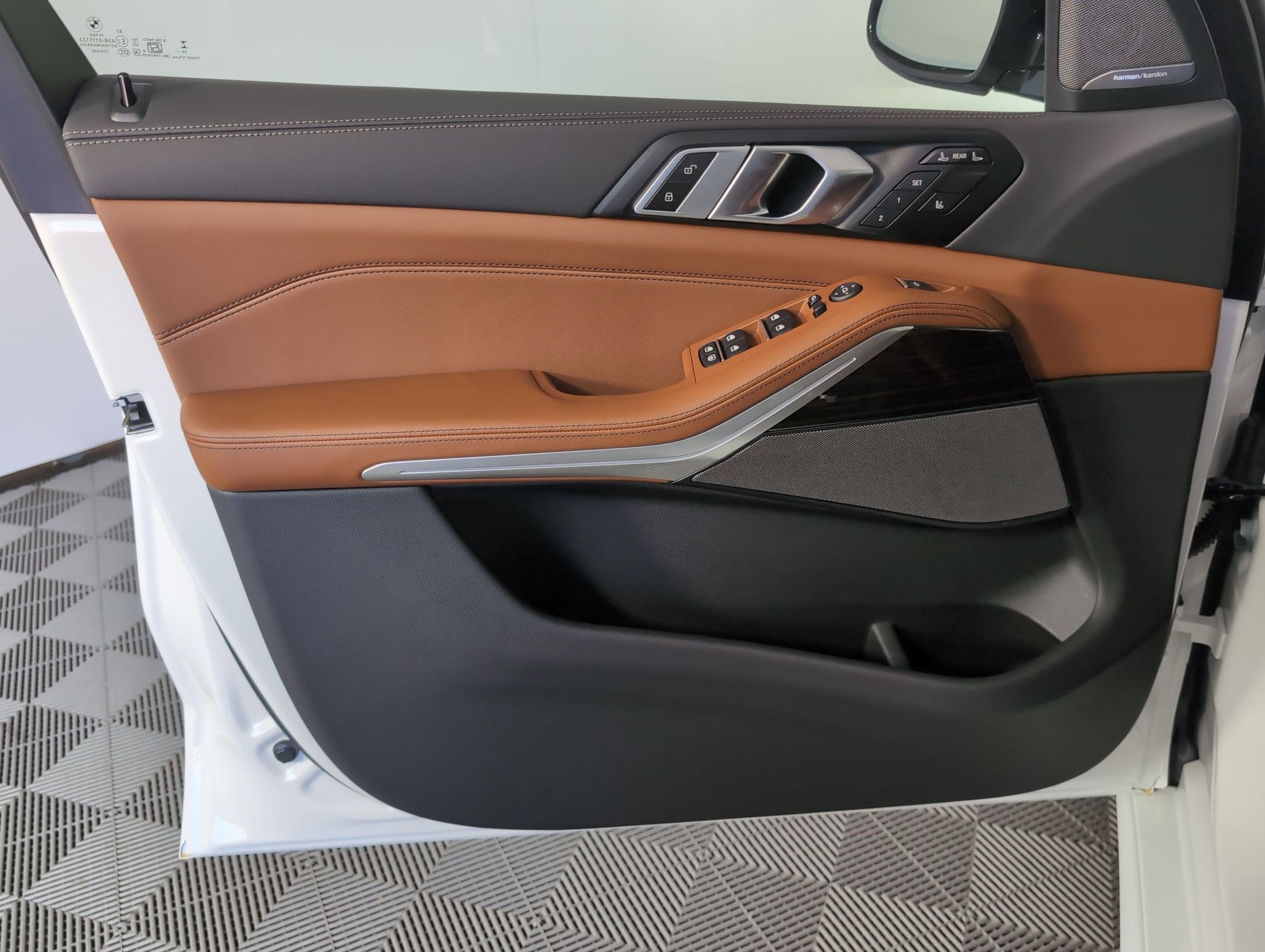 New 2026 BMW X7 M60i image 10