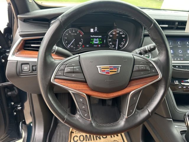 Certified 2024 Cadillac XT5 Premium Luxury w/ LPO, Floor Liner Package AWD/4WD image 14