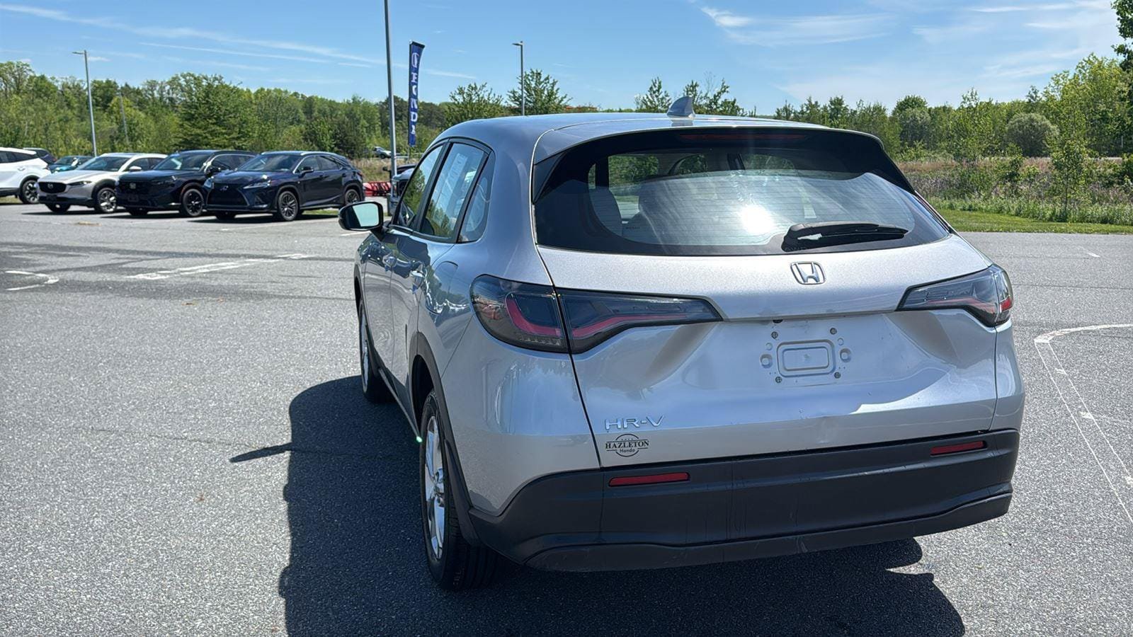Used 2023 Honda HR-V LX image 8
