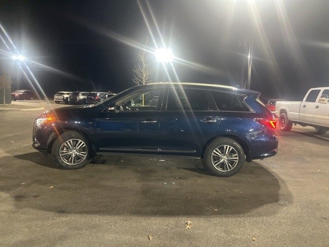 Used 2018 INFINITI QX60 AWD w/ Premium Plus Package image 3