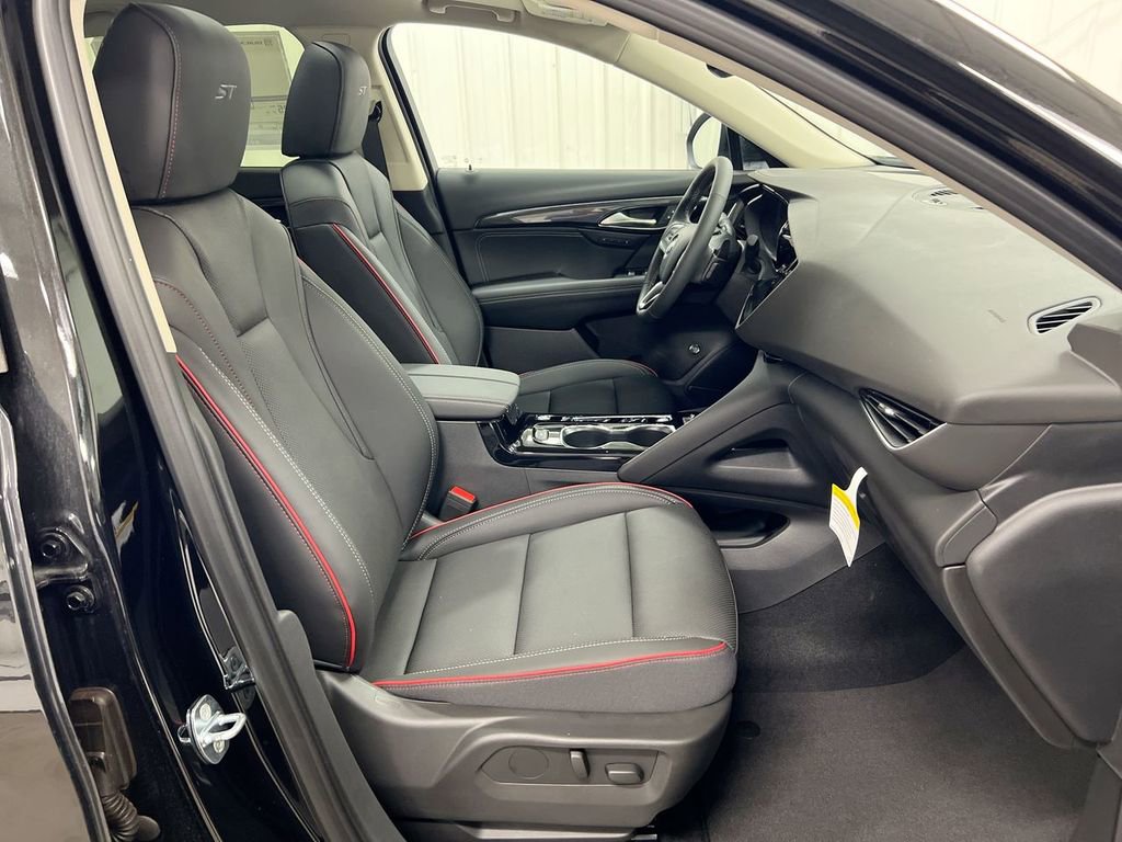 Used 2023 Buick Envision Essence w/ Sport Touring Package image 22