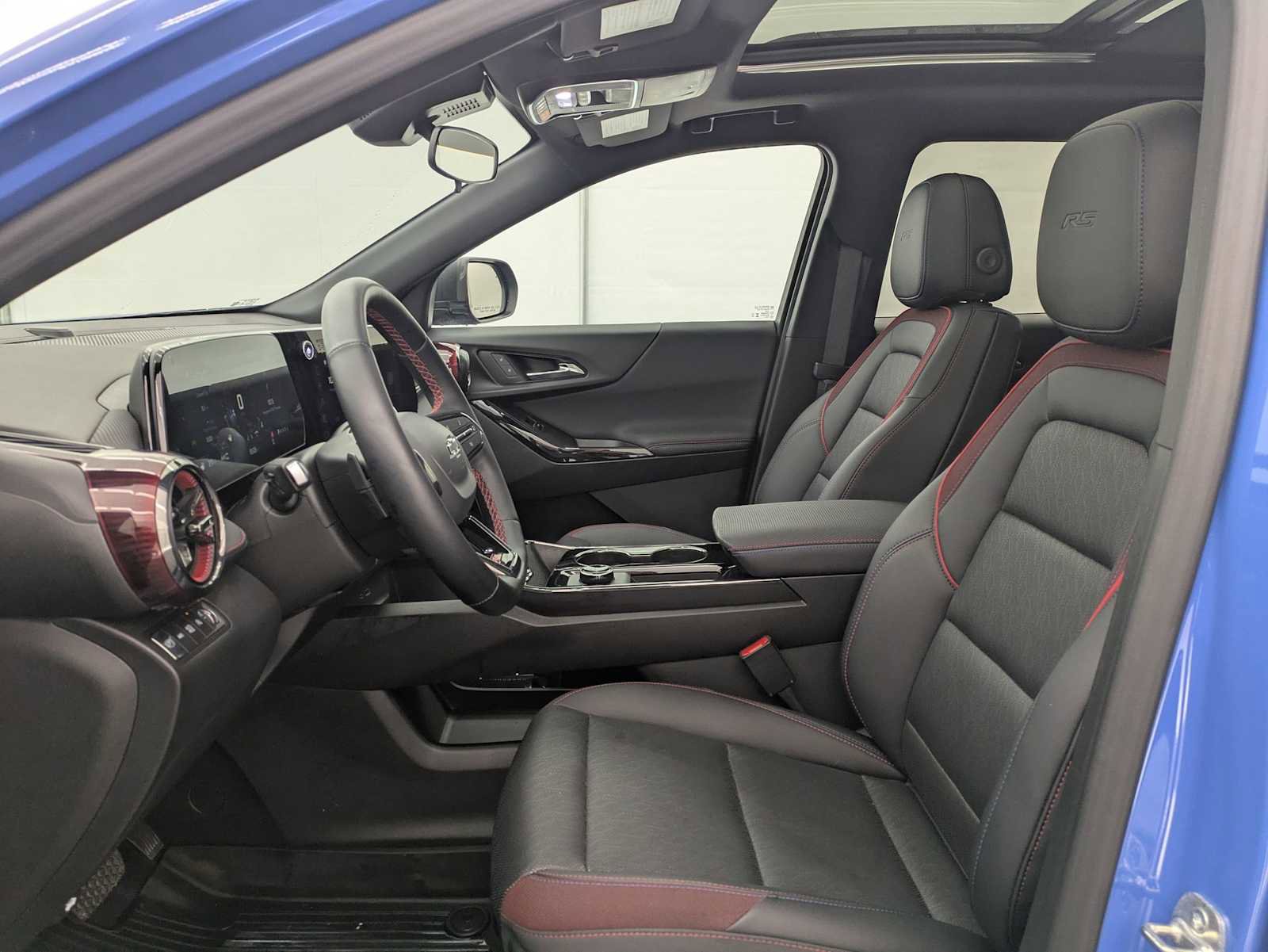 Used 2025 Chevrolet Equinox RS image 17