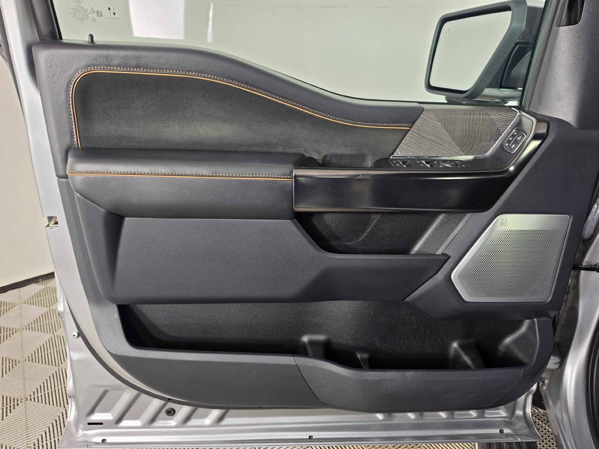 Used 2022 Ford F150 Platinum w/ Equipment Group 701A High AWD/4WD image 6