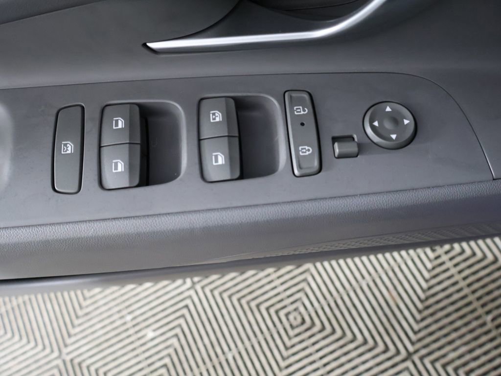 Used 2024 Hyundai Elantra SEL w/ Convenience Package FWD image 45