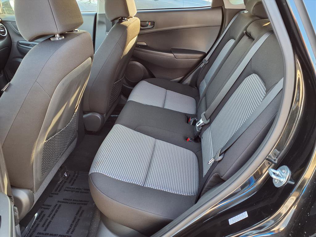 Used 2021 Hyundai Kona SEL w/ Cargo Package image 7