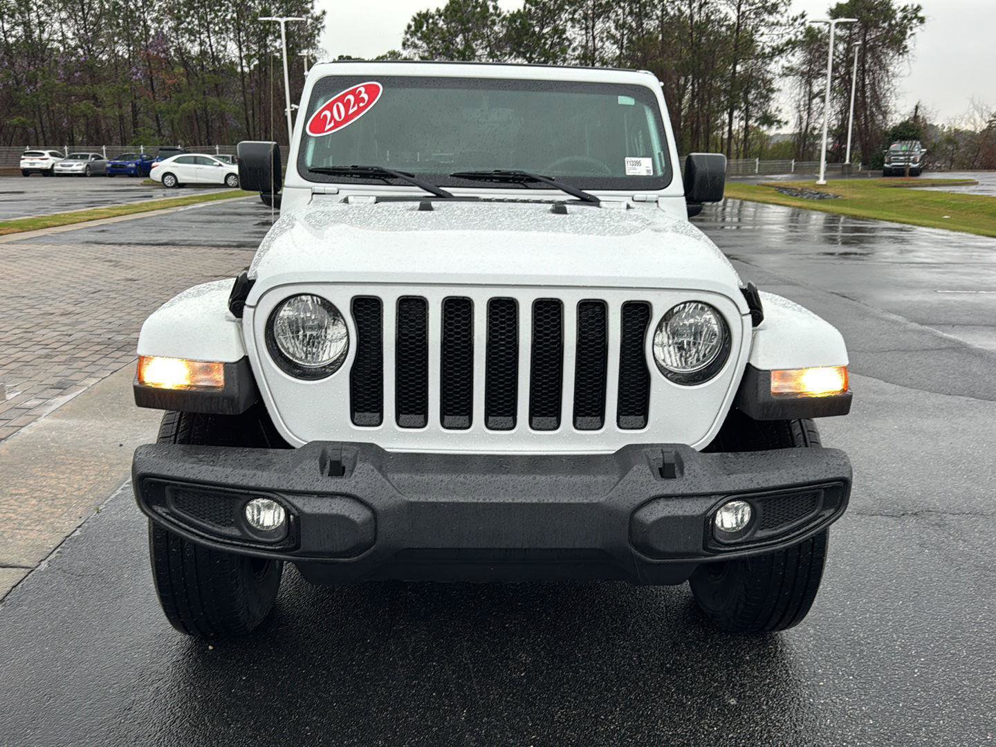 Used 2023 Jeep Wrangler Unlimited Sahara image 7