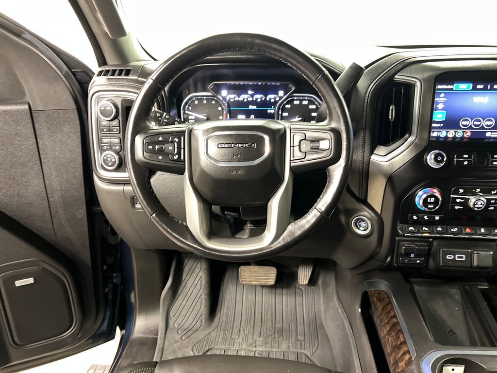 Certified 2021 GMC Sierra 1500 Denali w/ Denali Ultimate Package AWD/4WD image 18