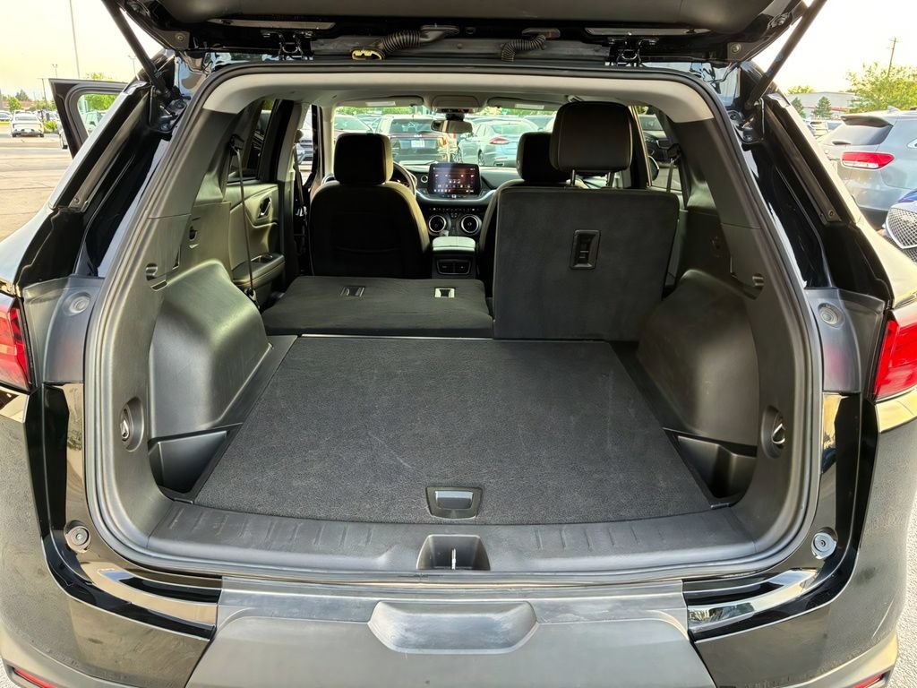 Used 2025 Chevrolet Blazer LT AWD/4WD image 28