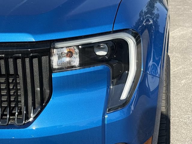 New 2026 Ford Maverick Lobo AWD/4WD image 11