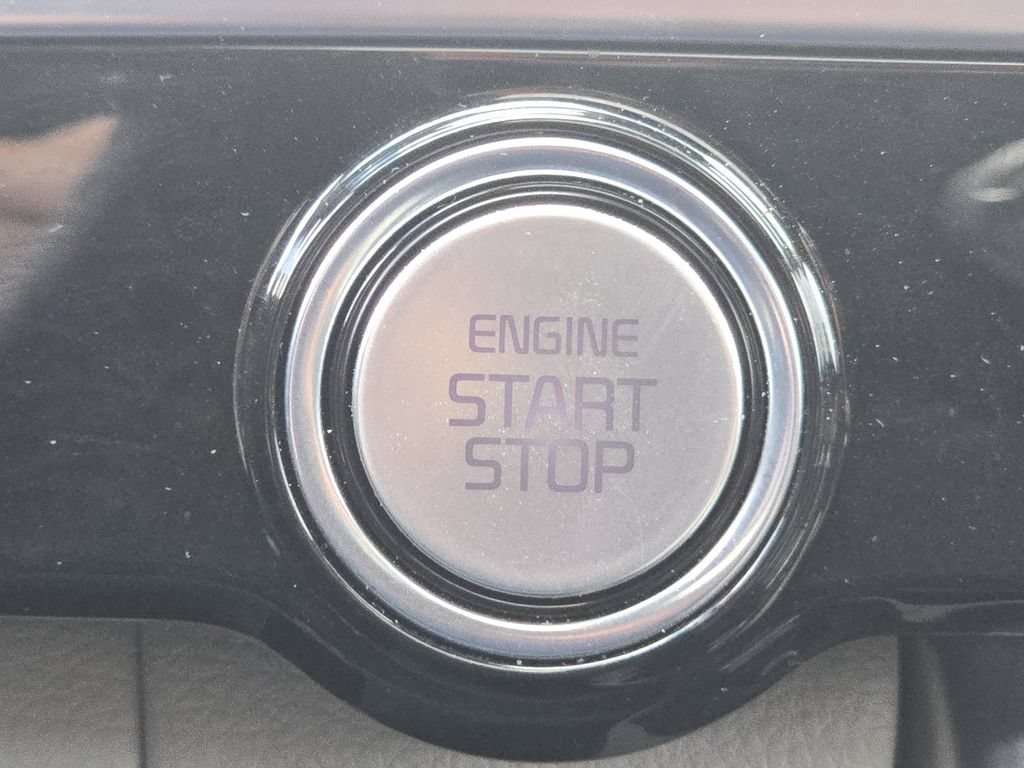 Used 2024 Kia Carnival SX Prestige FWD image 34