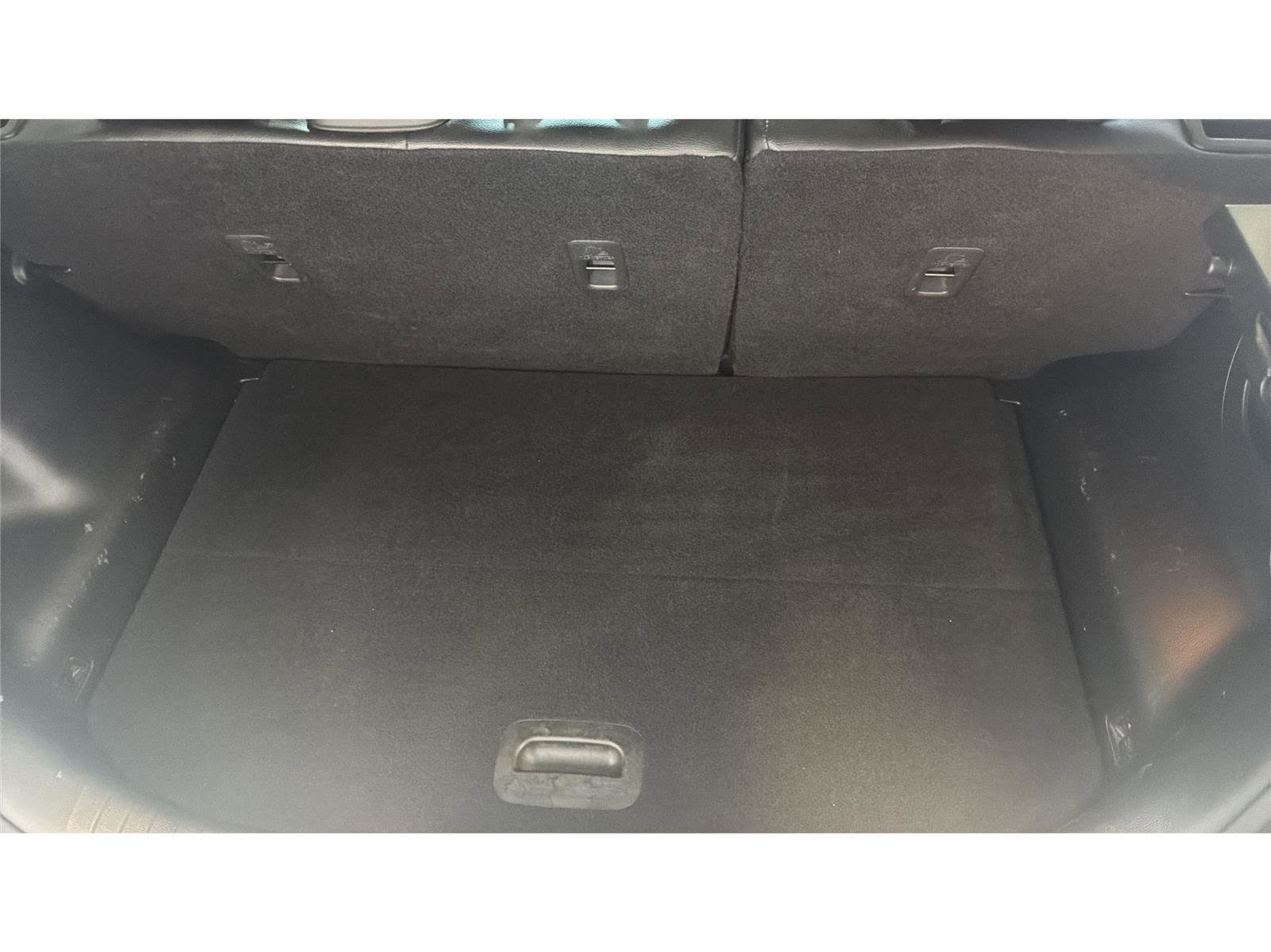 Used 2018 Kia Soul + FWD image 12