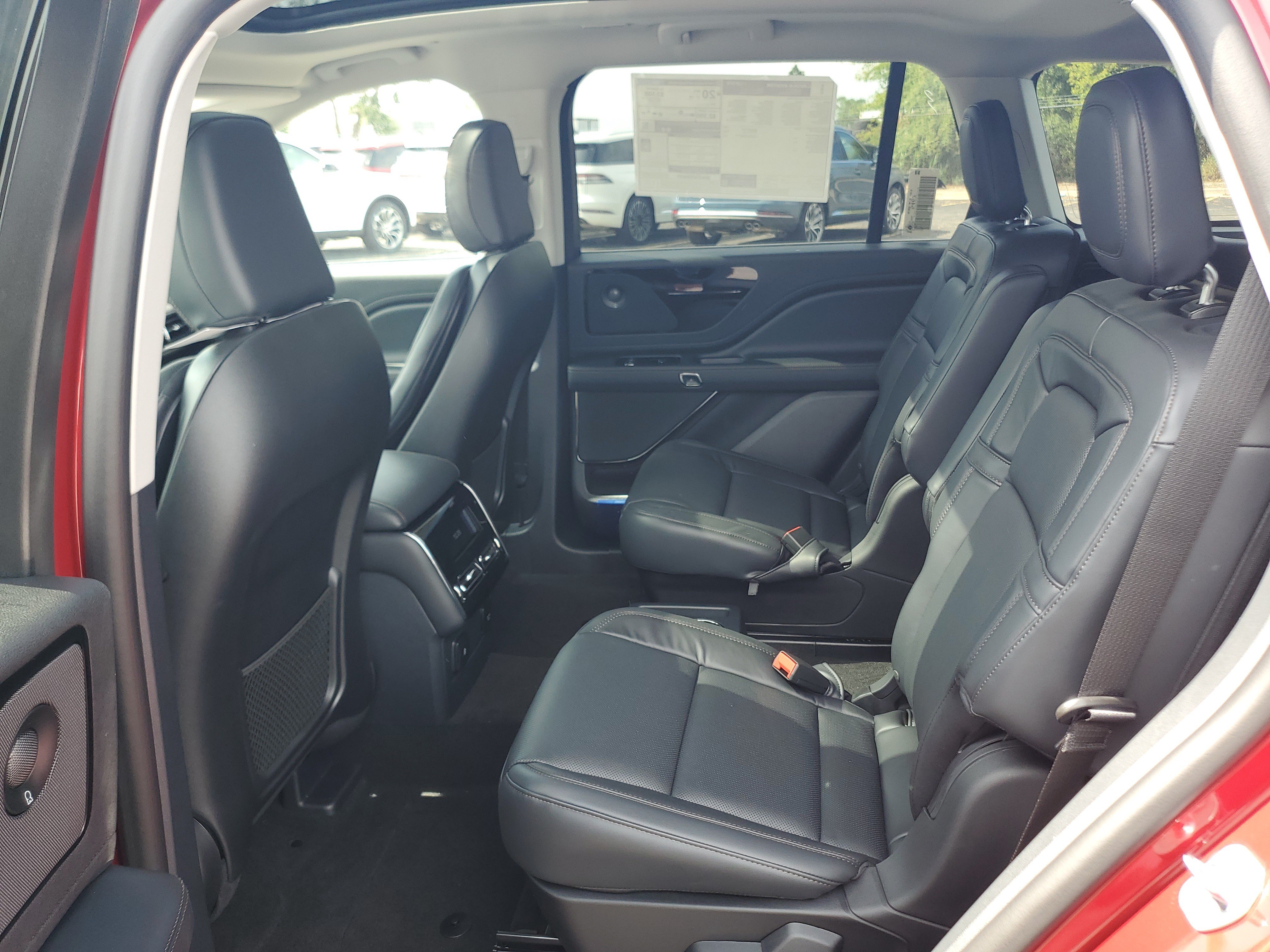 New 2027 Lincoln Aviator Reserve AWD/4WD image 21