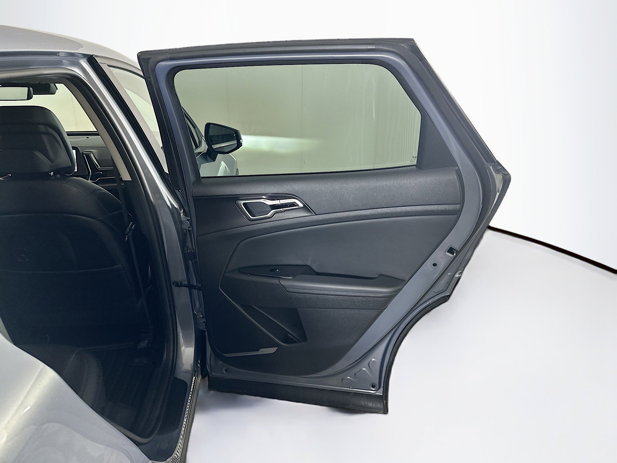 Used 2024 Kia Sportage EX image 31