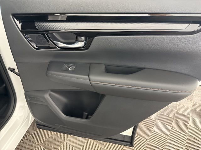 Used 2026 Honda CR-V Sport Touring image 28