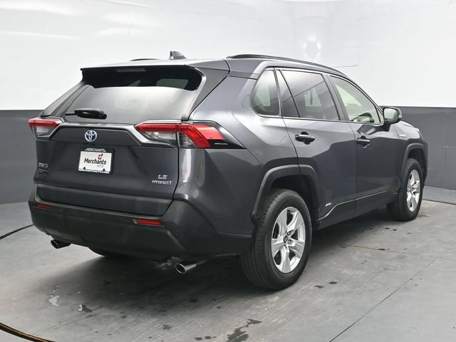 Used 2021 Toyota RAV4 LE AWD/4WD image 7