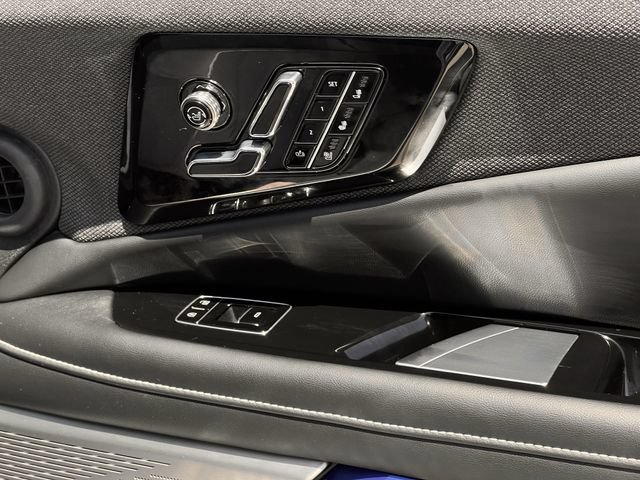 New 2026 Cadillac Optiq V w/ Carbon Fiber Package AWD/4WD image 23