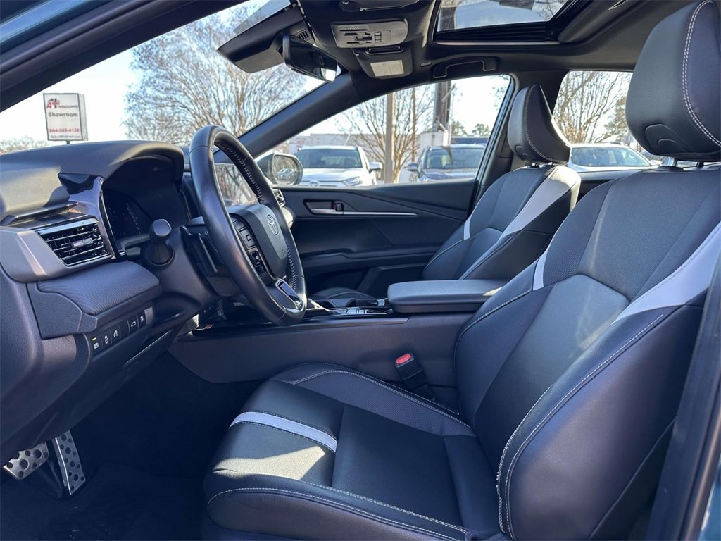 Certified 2025 Toyota Camry SE image 19