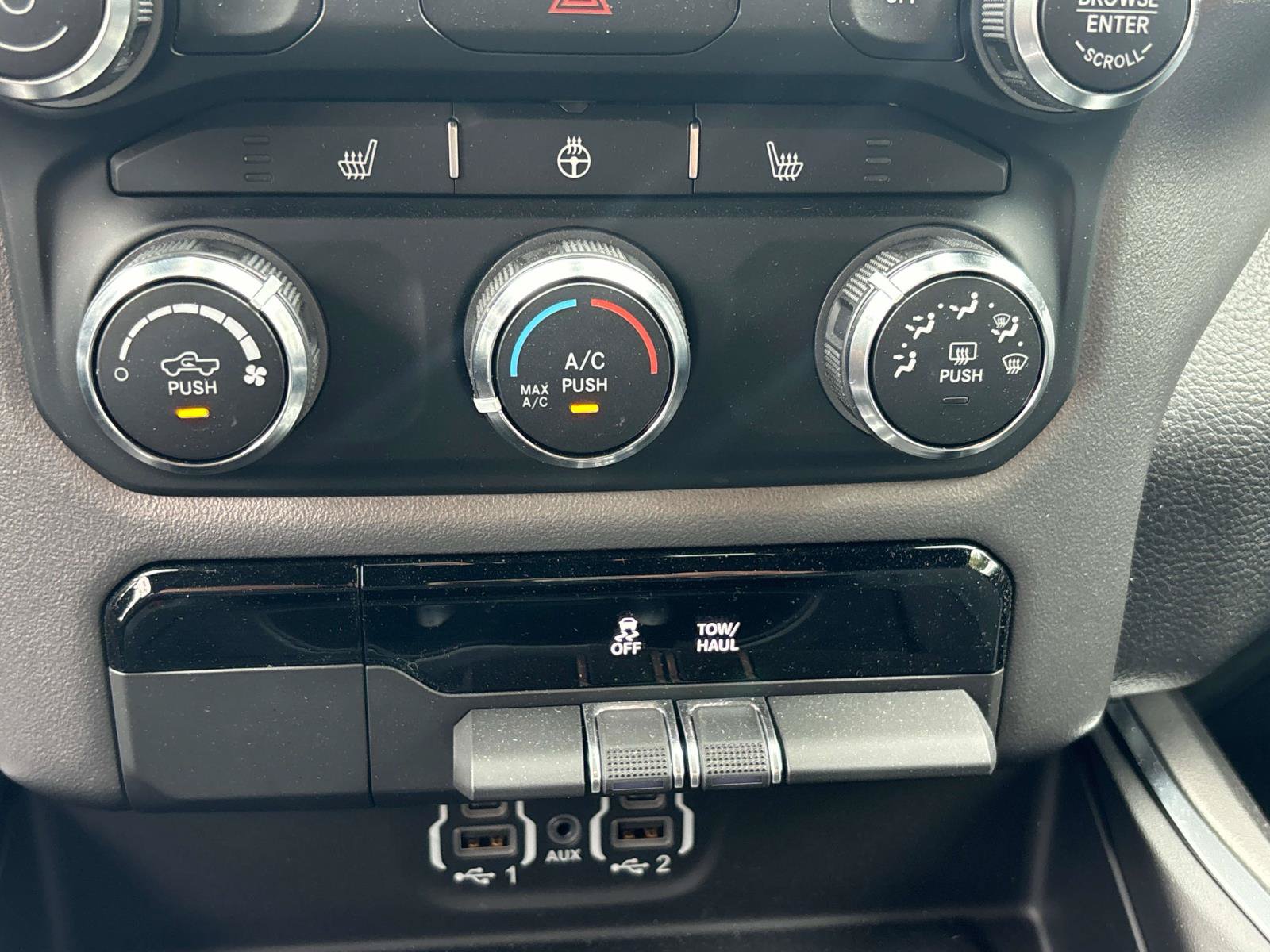 Certified 2024 RAM 1500 Big Horn AWD/4WD image 5
