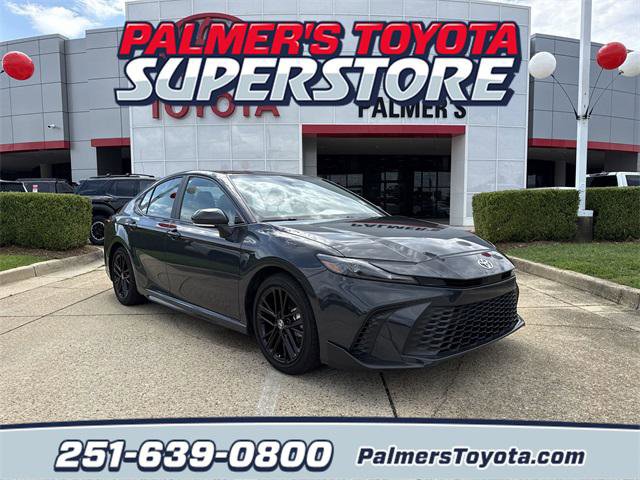 Certified 2025 Toyota Camry SE image 1