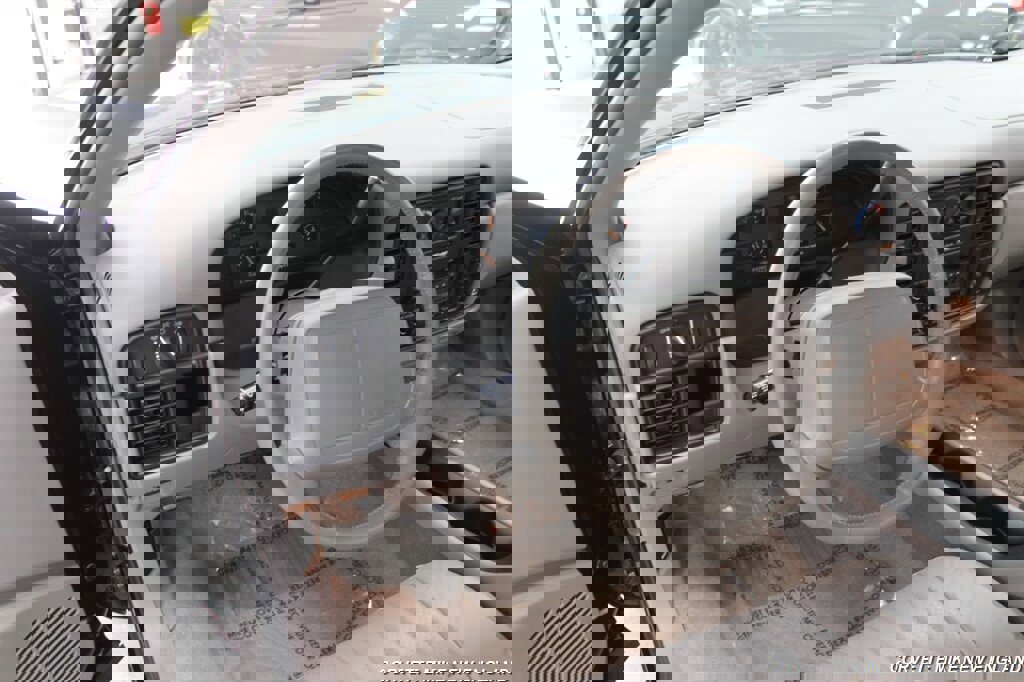 Used 1994 Chevrolet Impala SS image 32