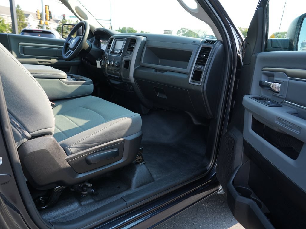 Used 2017 RAM 1500 Tradesman w/ Power & Remote Entry Group RWD image 25