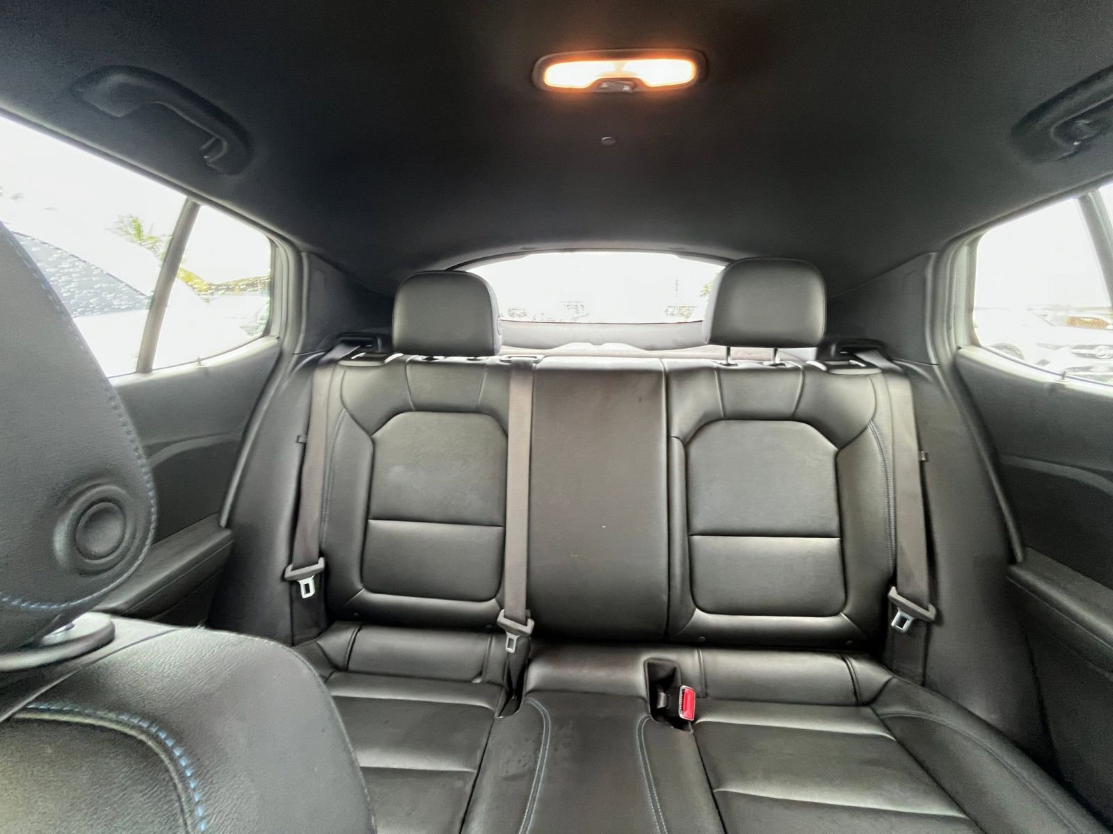 Used 2025 Buick Envista Sport Touring image 38